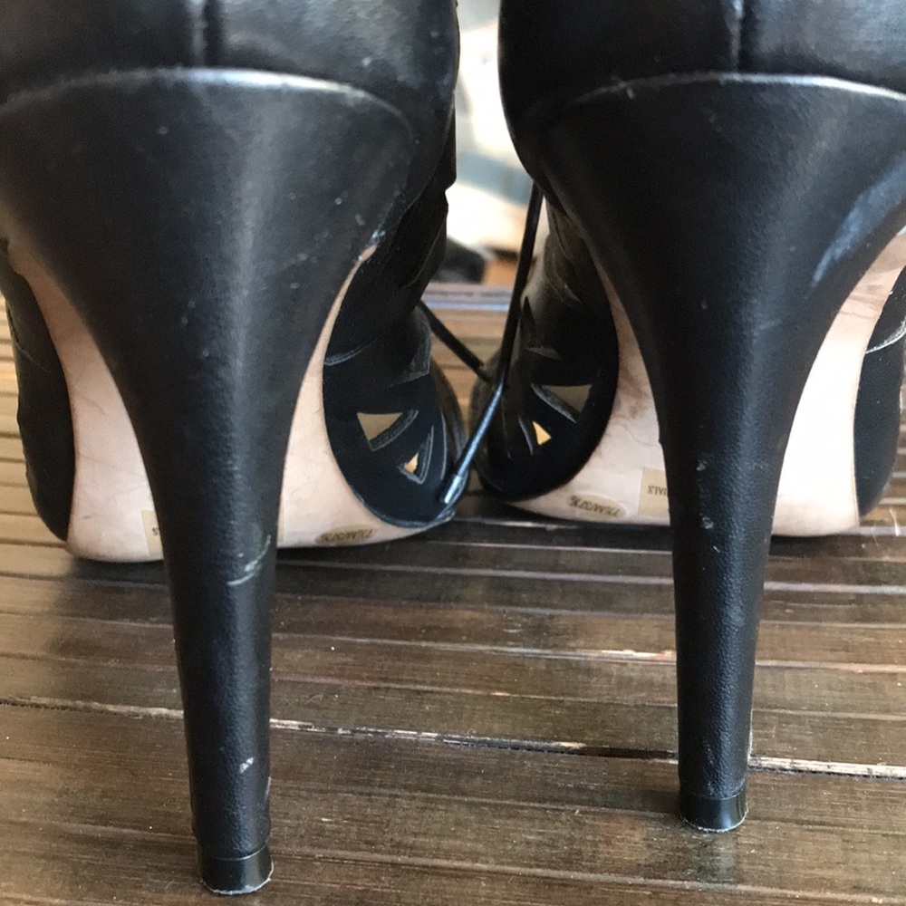 {$15 BUNDLED} JESSICA SIMPSON Black Faux Leather Open Toe Heels - Picture 8 of 12